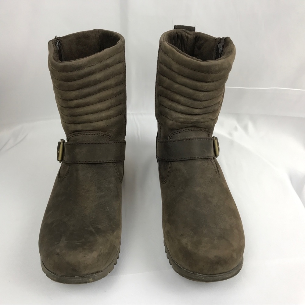 CAT Women's Boots Brown Waterproof Zipper Leather